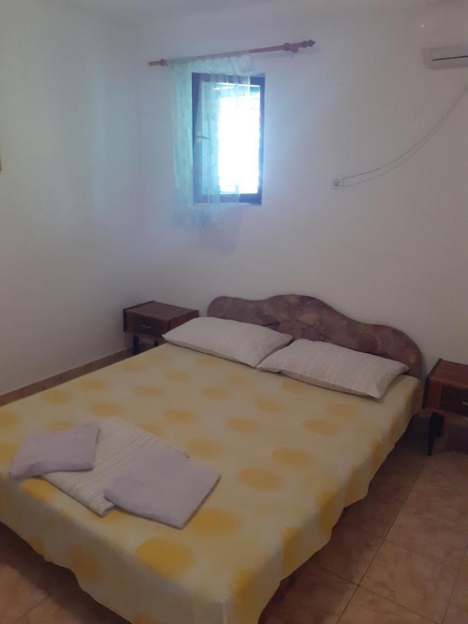 Apartments Mara Bela كارلوباغ المظهر الخارجي الصورة