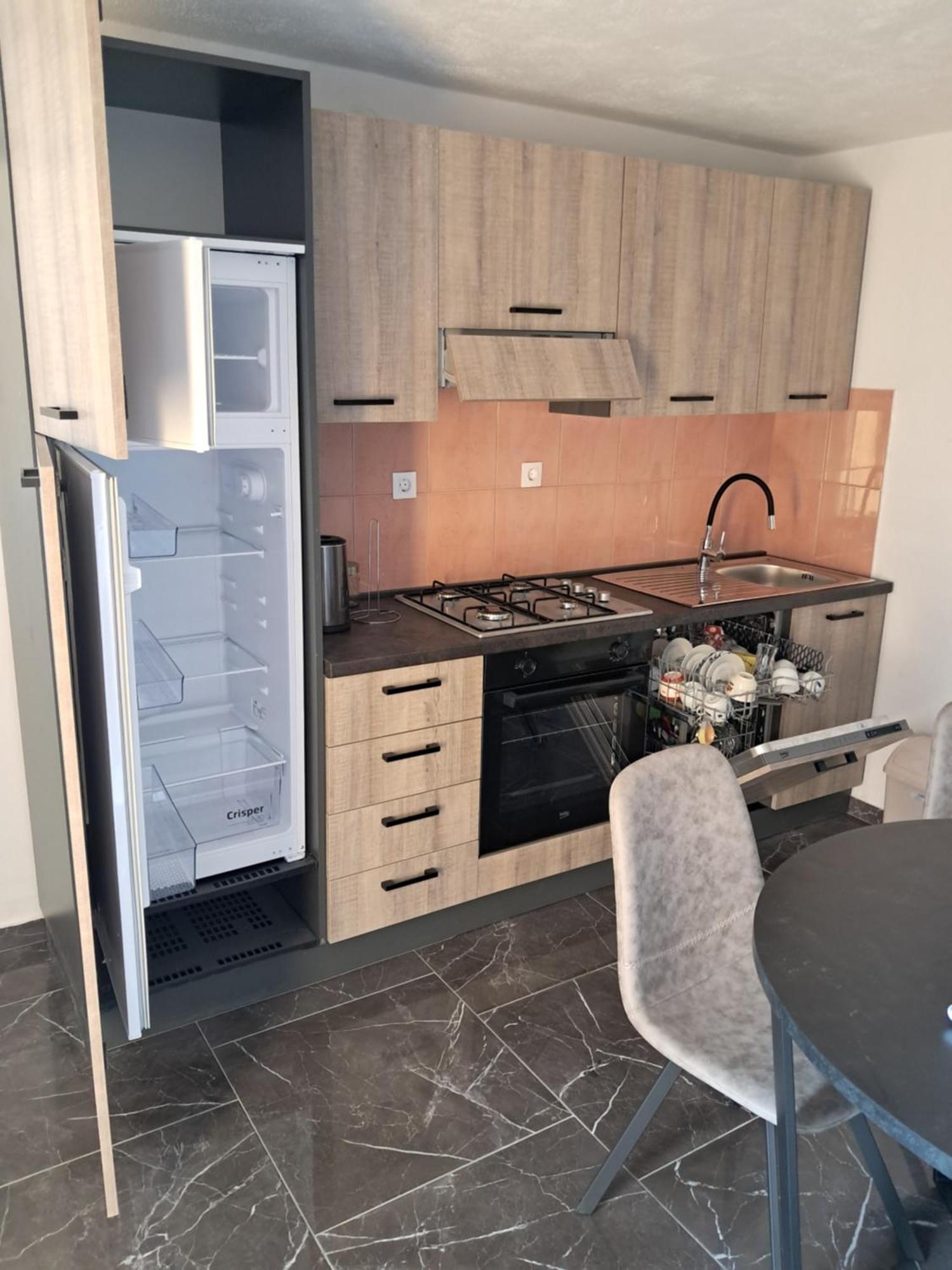 Apartments Mara Bela كارلوباغ المظهر الخارجي الصورة