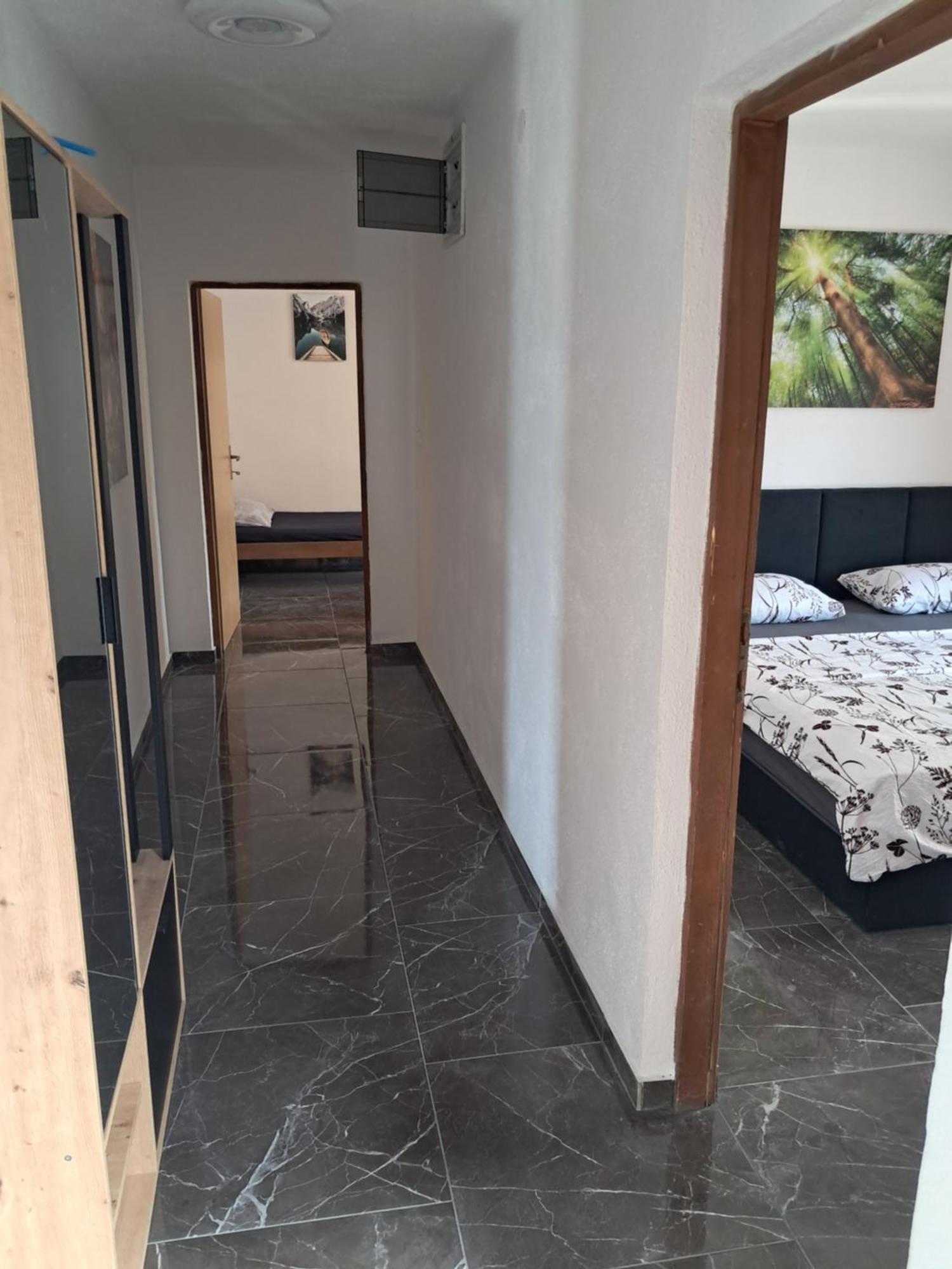Apartments Mara Bela كارلوباغ المظهر الخارجي الصورة