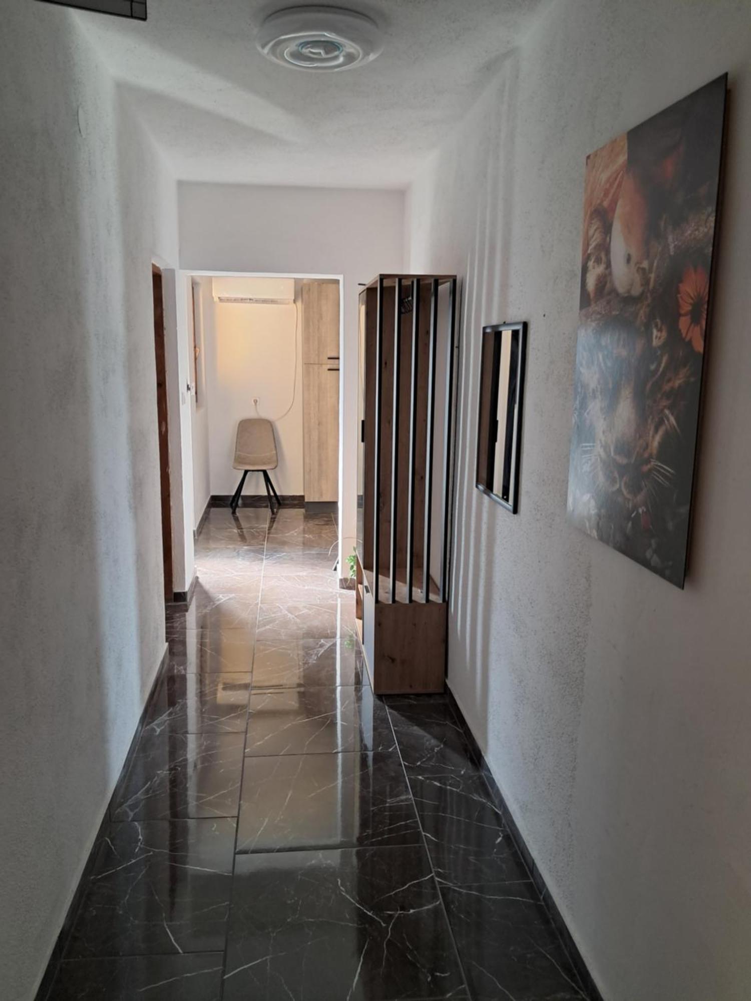 Apartments Mara Bela كارلوباغ المظهر الخارجي الصورة
